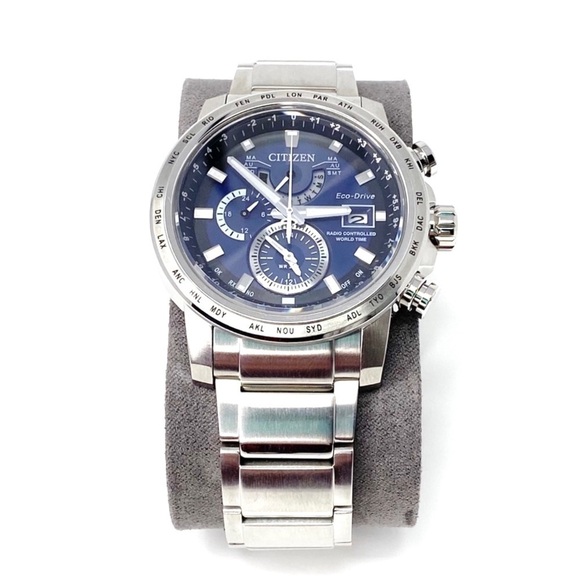 Citizen Eco-Drive World Time A-T Bracelet Watch Solar Silver-Toned w/ Blue Face